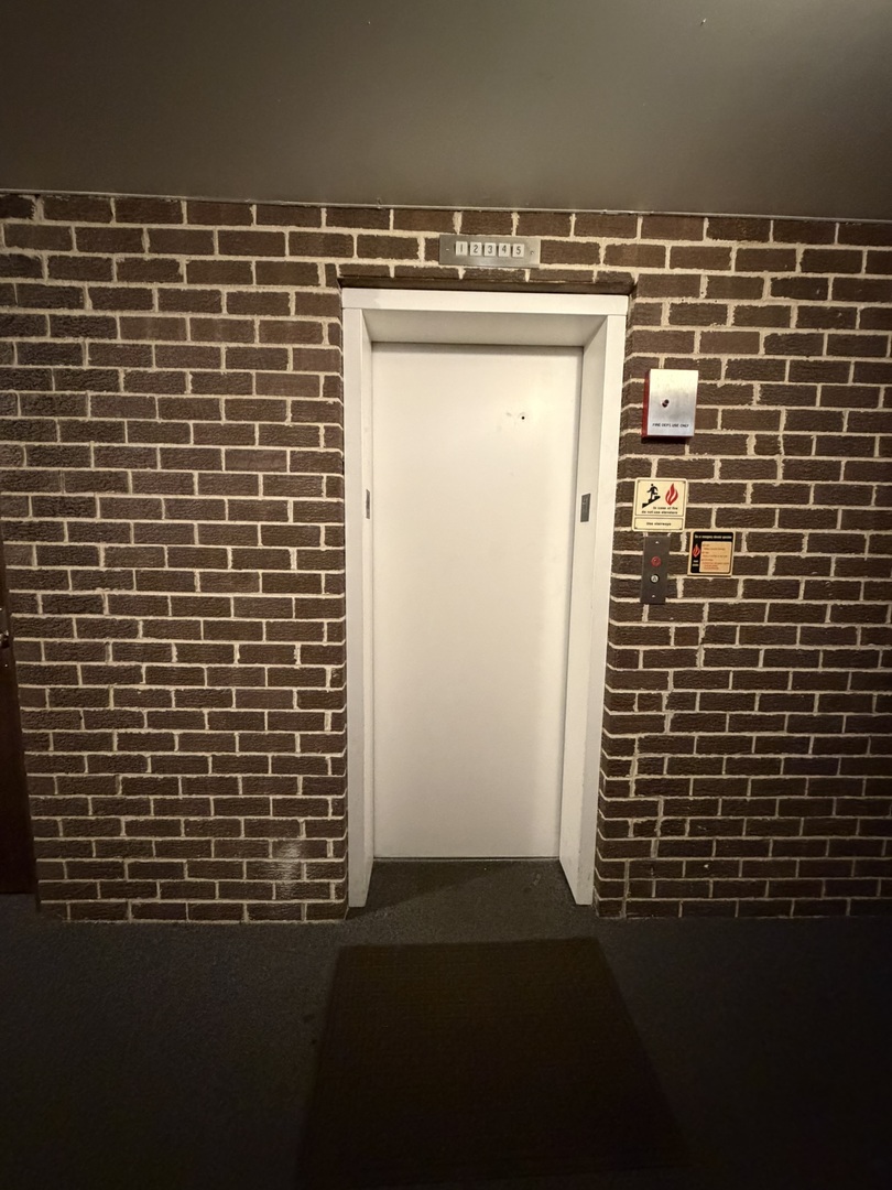 10424 Central Avenue #3NE, Oak Lawn, IL 60453