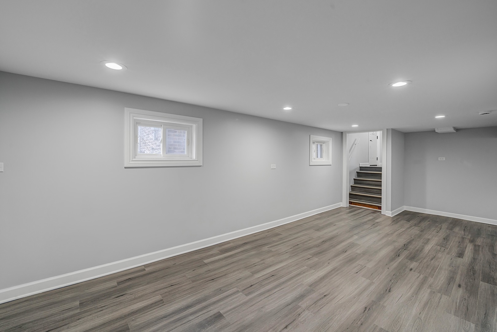 1615 S Central Avenue, Cicero, IL 60804