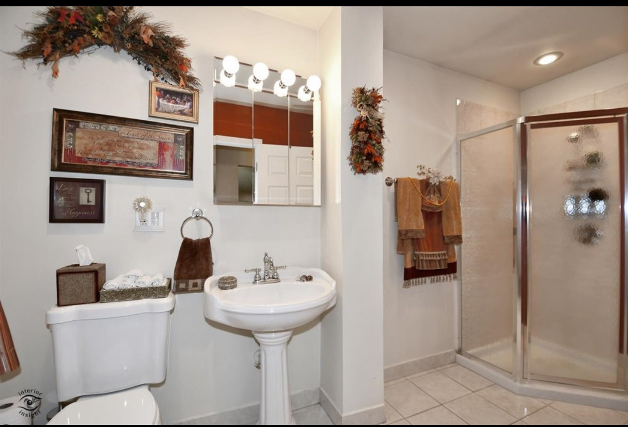 15252 WATERMAN Drive, South Holland, IL 60473