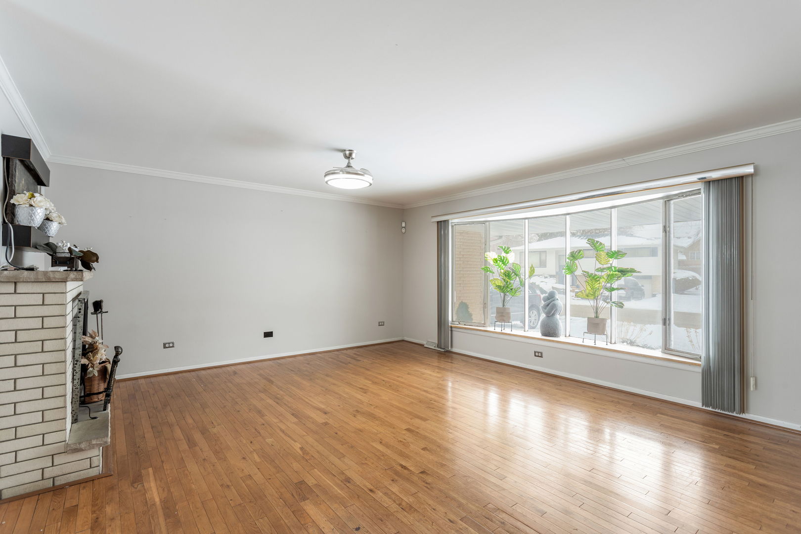 15252 WATERMAN Drive, South Holland, IL 60473