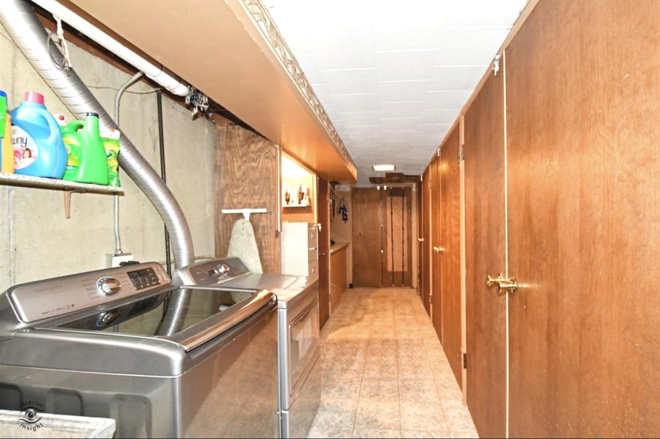 15252 WATERMAN Drive, South Holland, IL 60473