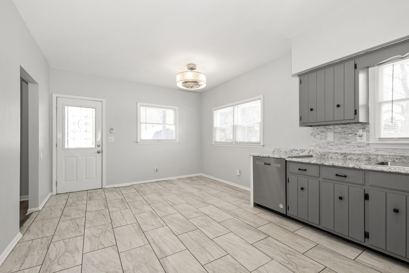 8340 W Lincoln Highway #8340, Frankfort, IL 60423