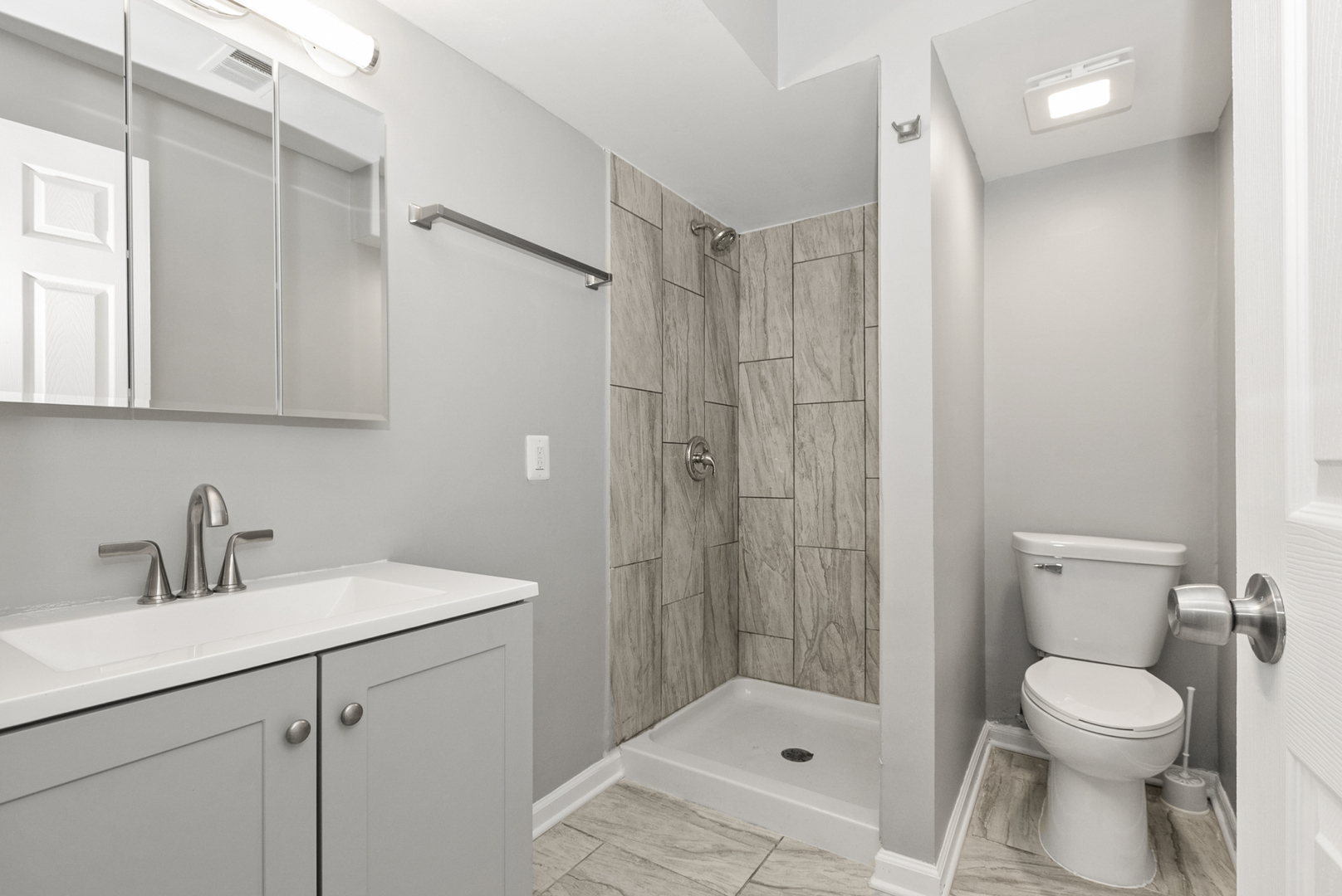 8344 W Lincoln Highway #8344, Frankfort, IL 60423