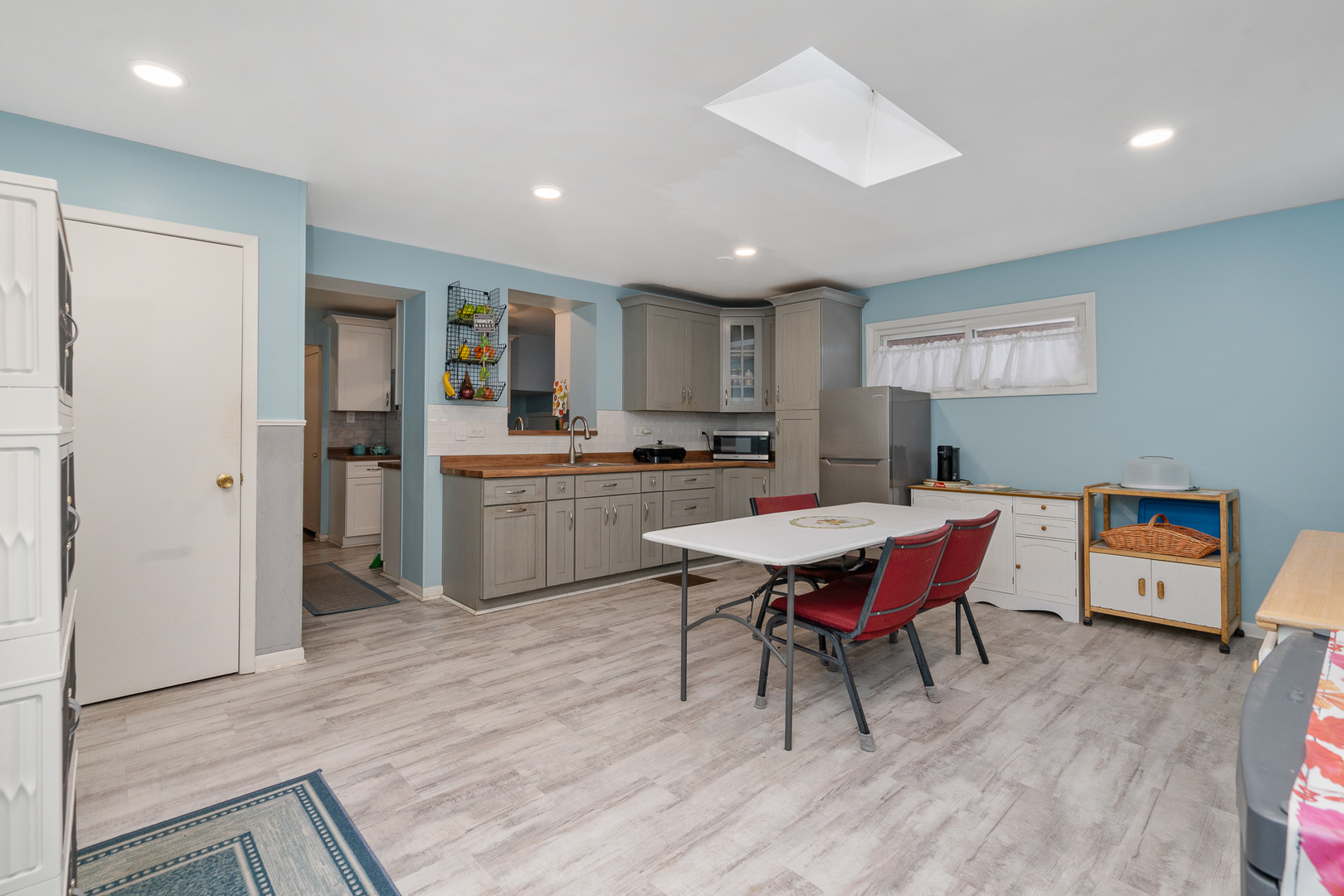 11305 S Central Park Avenue, Chicago, IL 60655