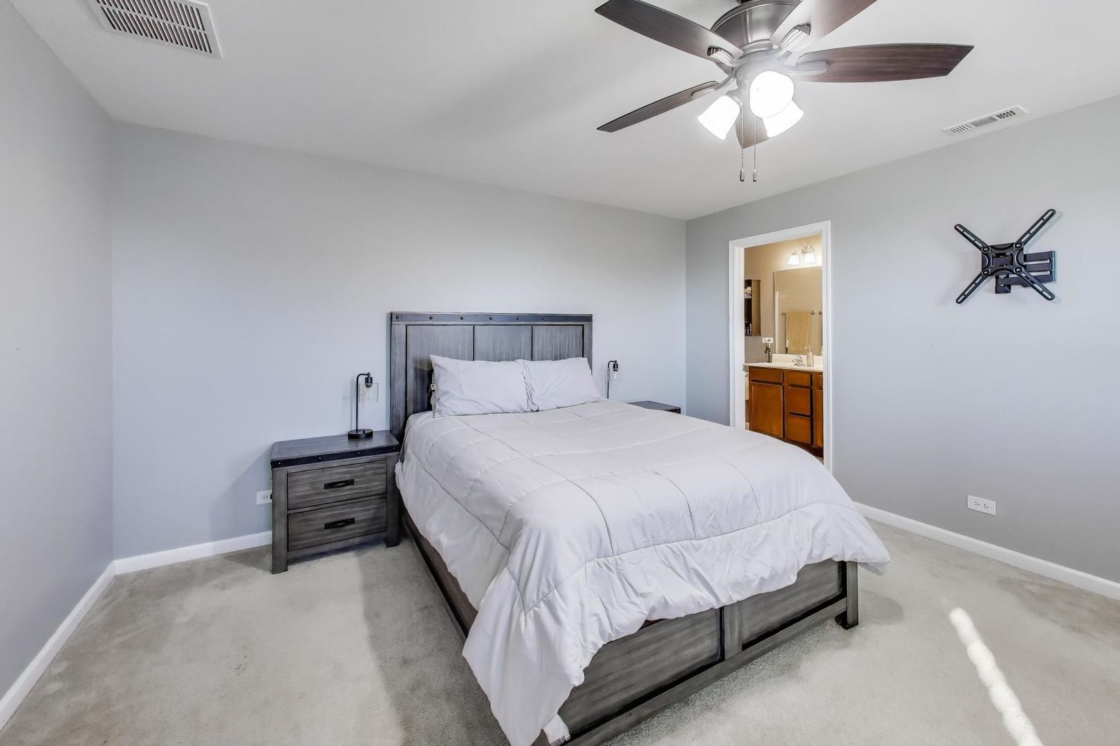 3365 Ryan Drive, Yorkville, IL 60560