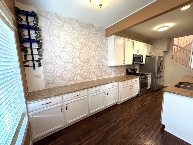 2298 Reflections Drive #2298, Aurora, IL 60502