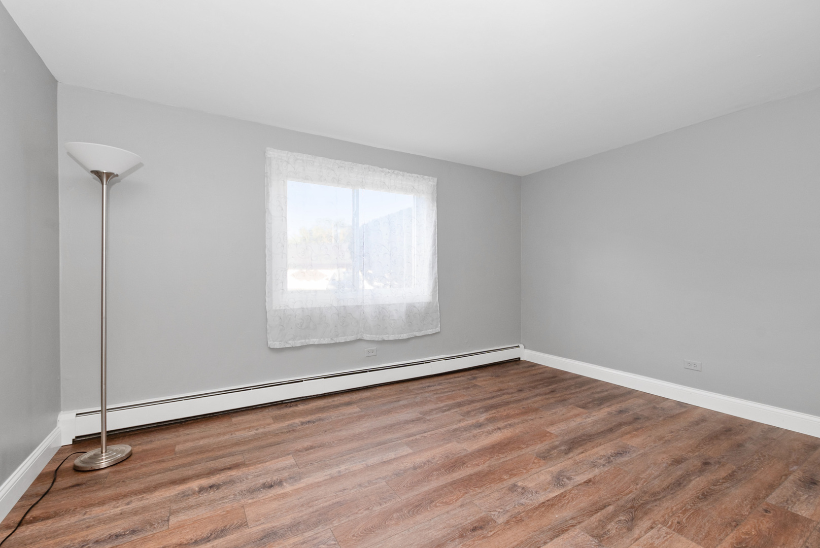 11109 S 84th Avenue #1B, Palos Hills, IL 60465