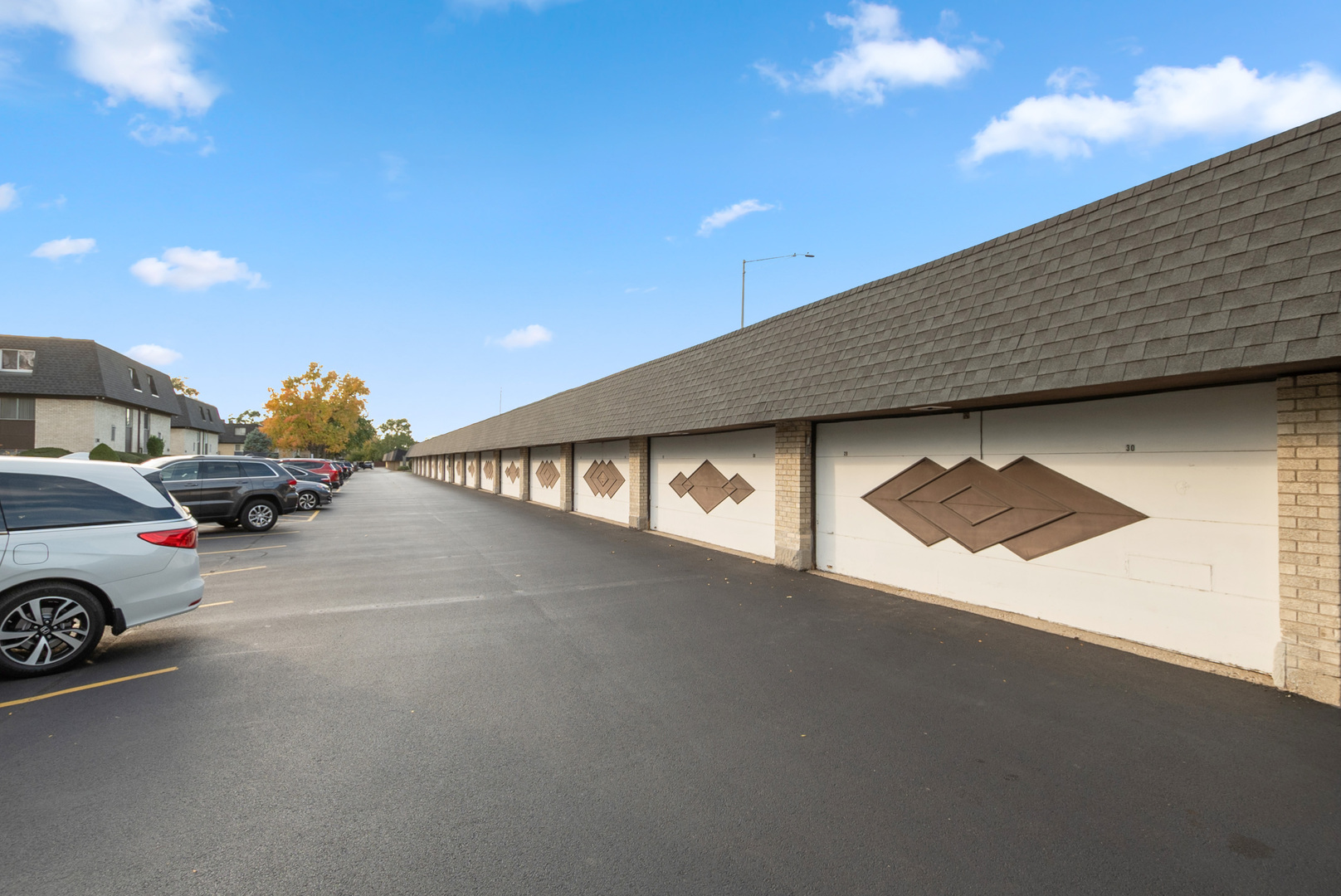 11109 S 84th Avenue #1B, Palos Hills, IL 60465