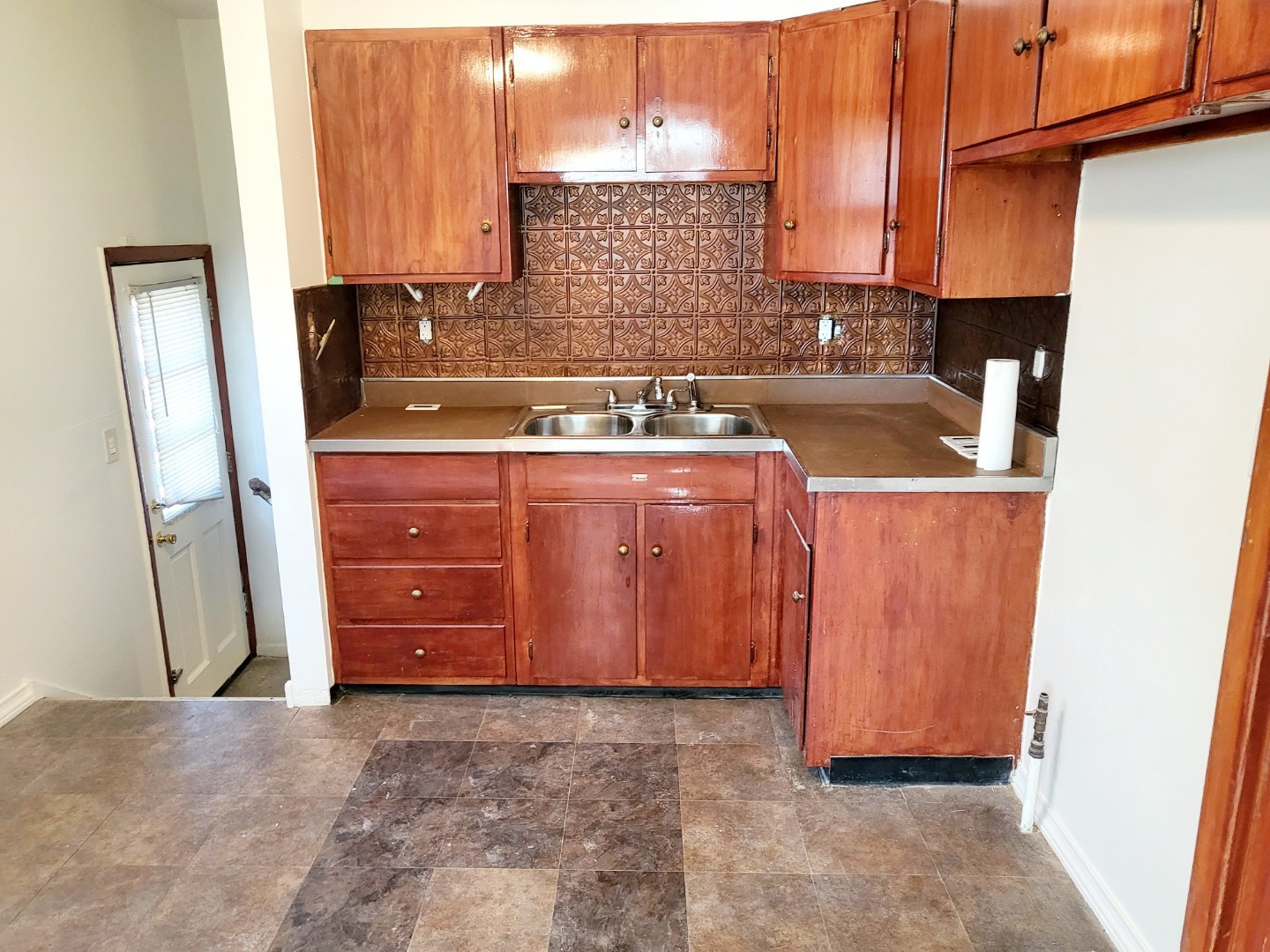 15041 Cottage Grove Avenue, Dolton, IL 60419