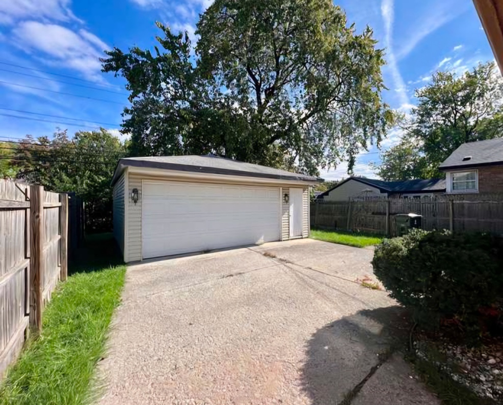 15041 Cottage Grove Avenue, Dolton, IL 60419