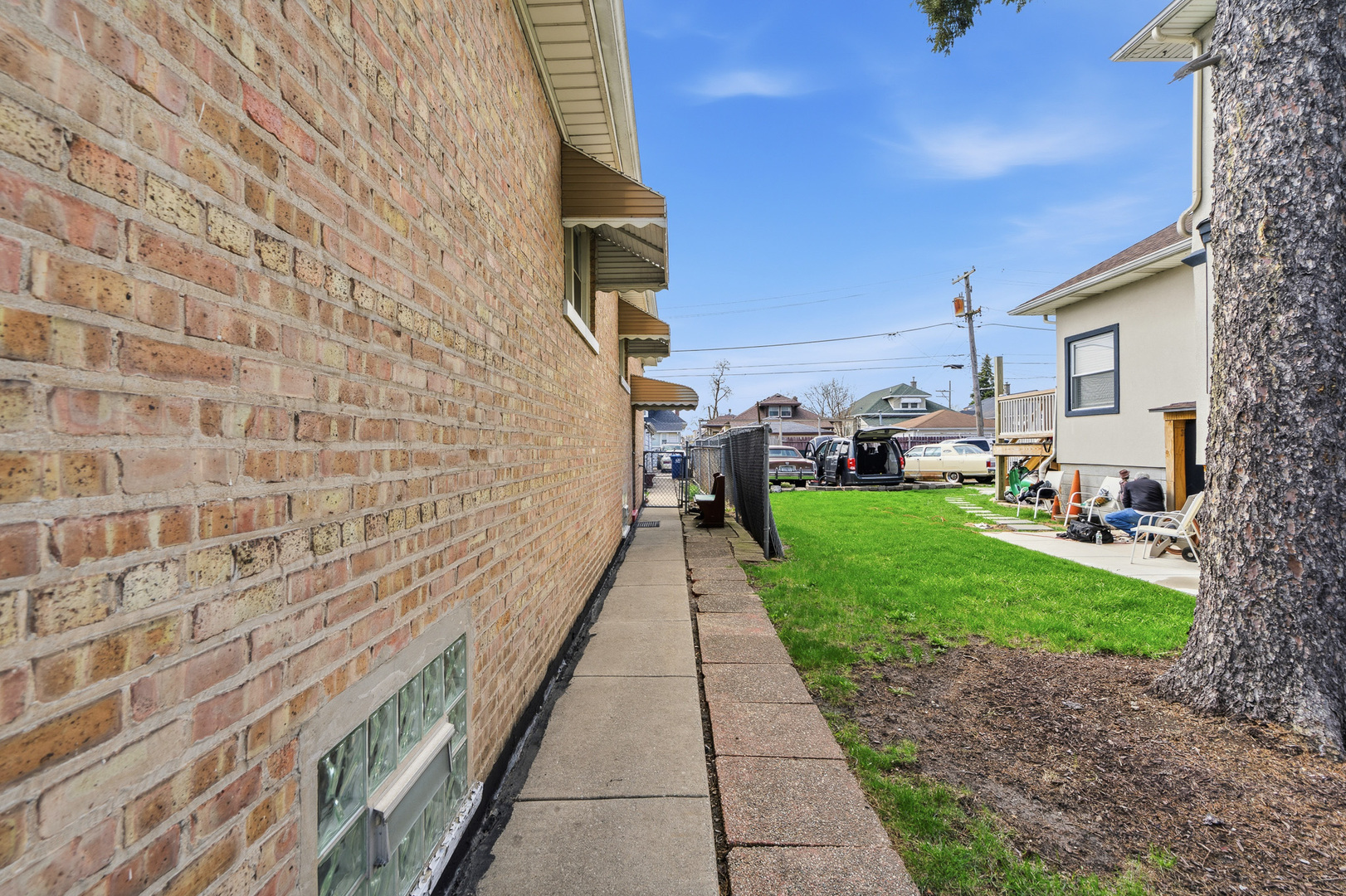 624 S 17th Avenue, Maywood, IL 60153