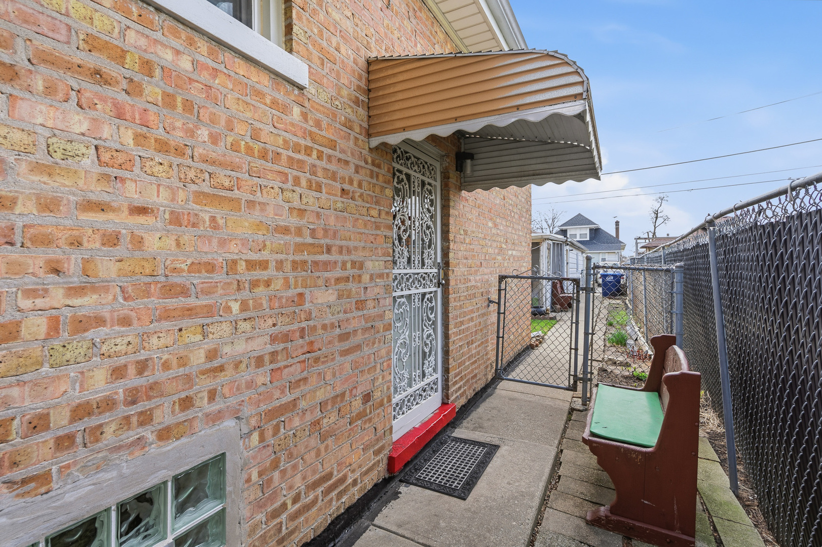 624 S 17th Avenue, Maywood, IL 60153