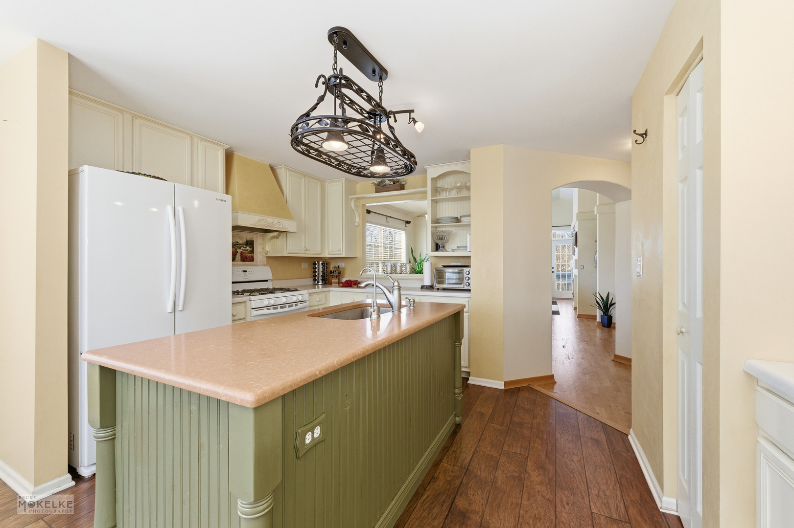 31502 Kline Circle, Warrenville, IL 60555