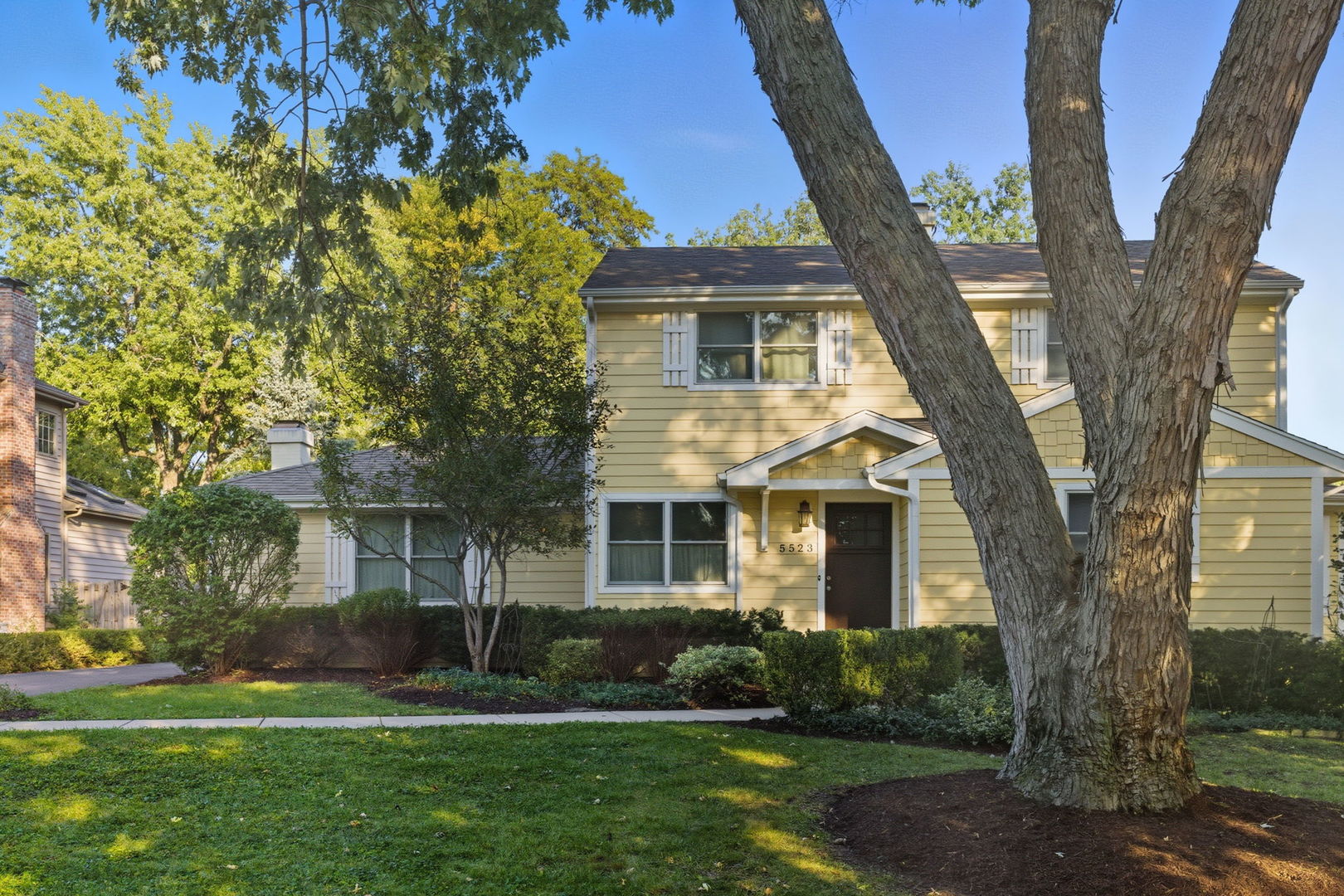 5523 S Garfield Street, Hinsdale, IL 60521