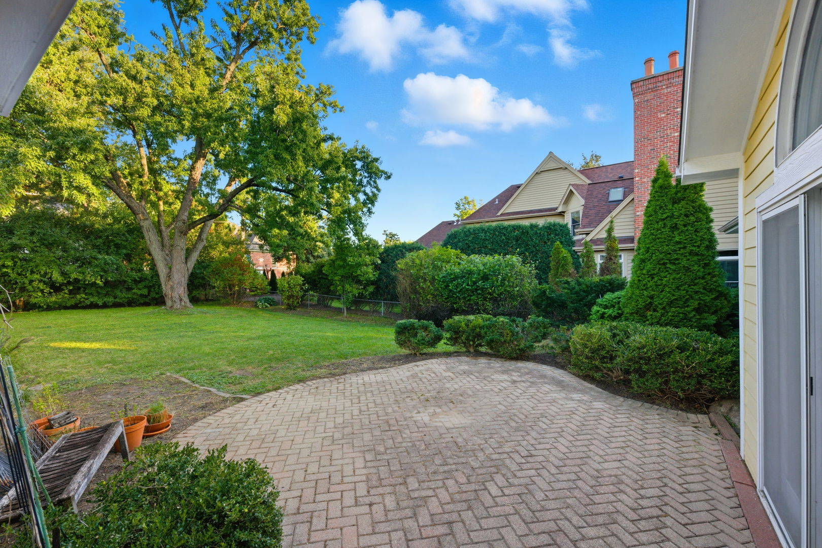 5523 S Garfield Street, Hinsdale, IL 60521