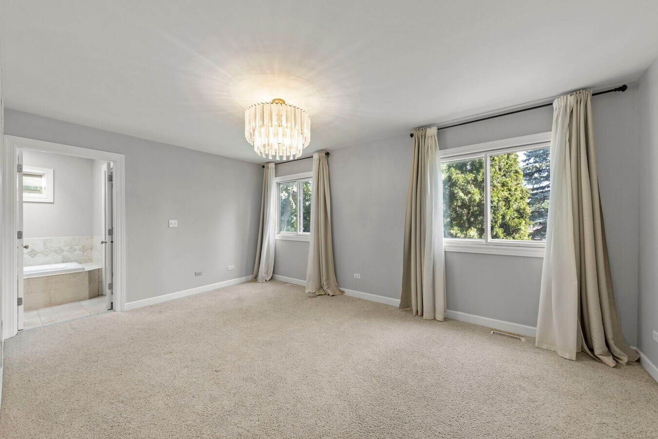 10S160 ALMA Lane, Naperville, IL 60564