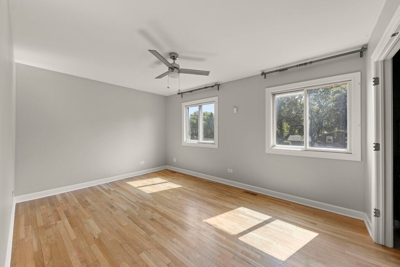 10S160 ALMA Lane, Naperville, IL 60564