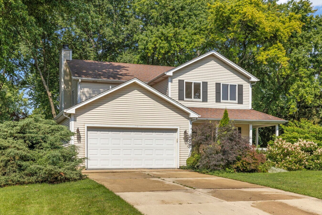 10S160 ALMA Lane, Naperville, IL 60564