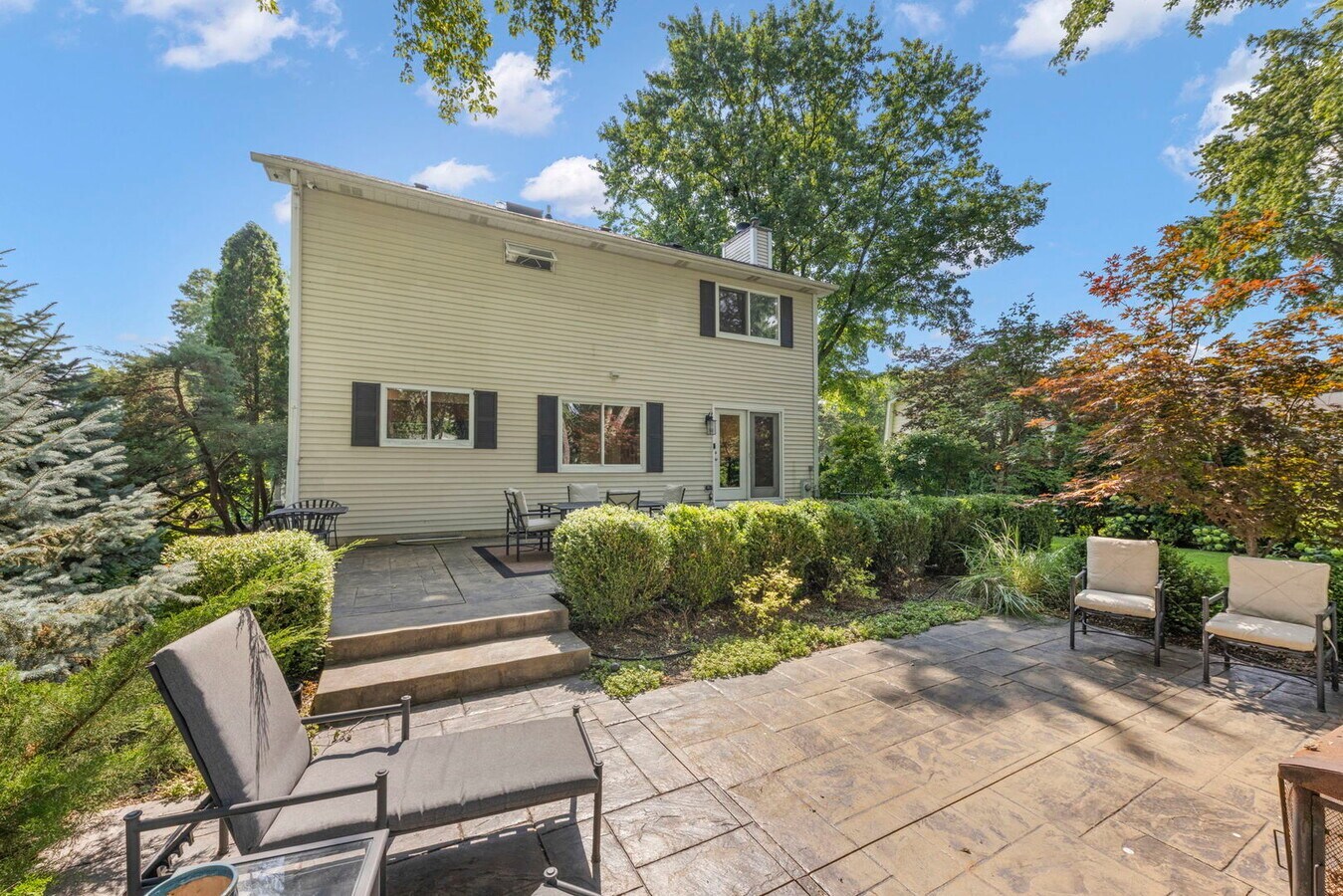 10S160 ALMA Lane, Naperville, IL 60564