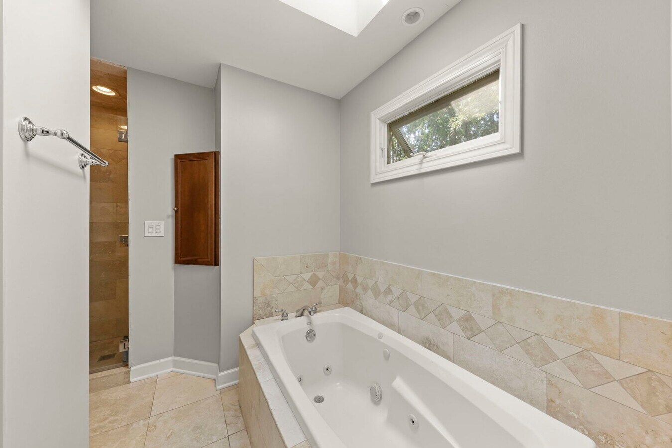 10S160 ALMA Lane, Naperville, IL 60564