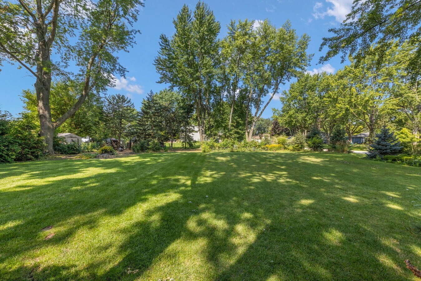 10S160 ALMA Lane, Naperville, IL 60564