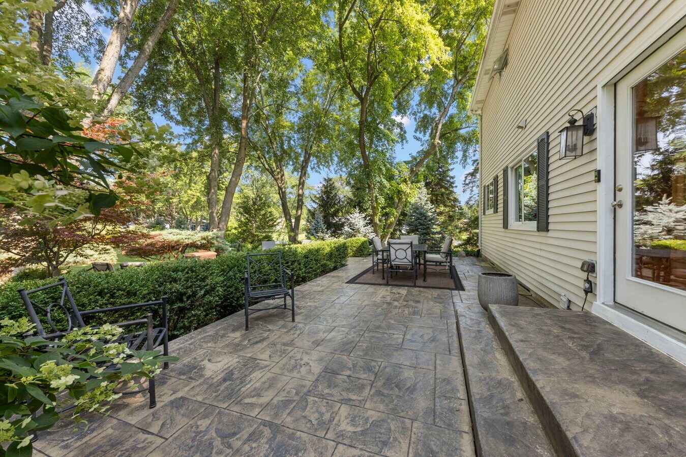 10S160 ALMA Lane, Naperville, IL 60564