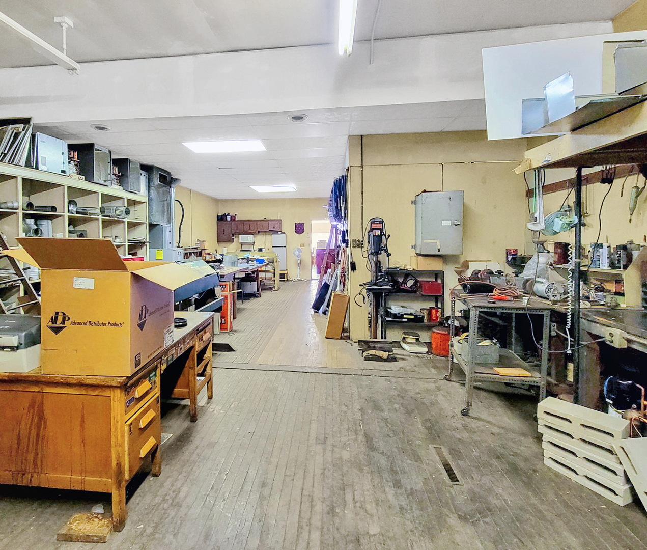 10050 S Ewing Avenue, Chicago, IL 60617