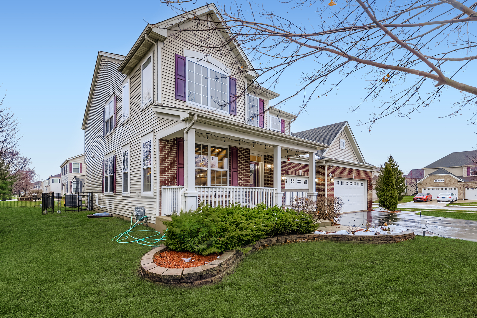 2224 Amelia Lane, Hoffman Estates, IL 60192