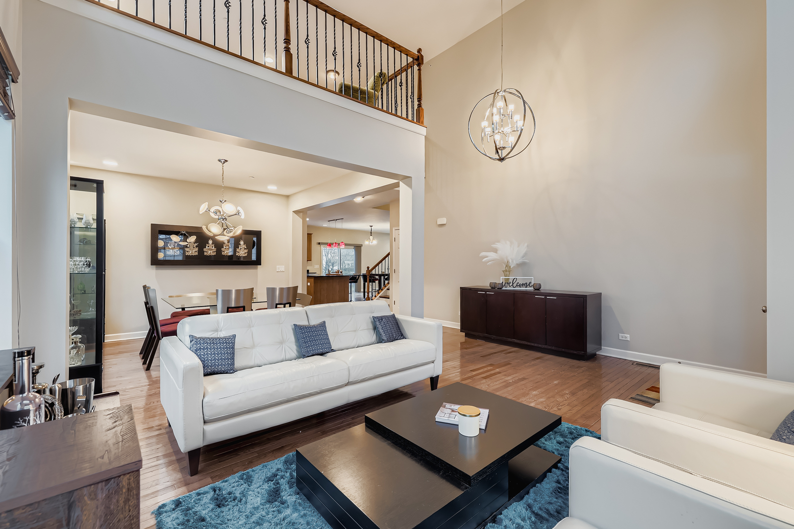 2224 Amelia Lane, Hoffman Estates, IL 60192