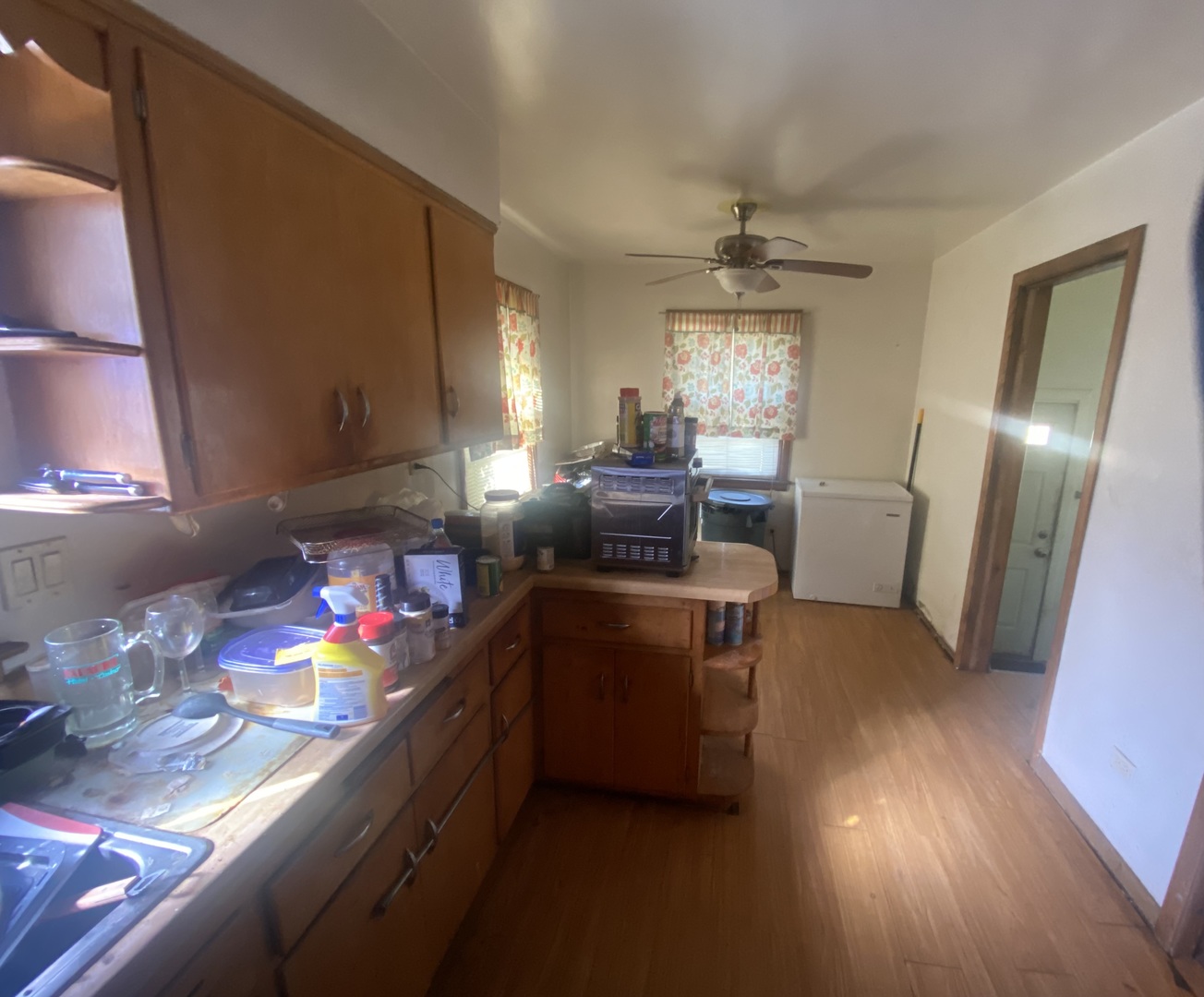 9716 S Prairie Avenue, Chicago, IL 60628