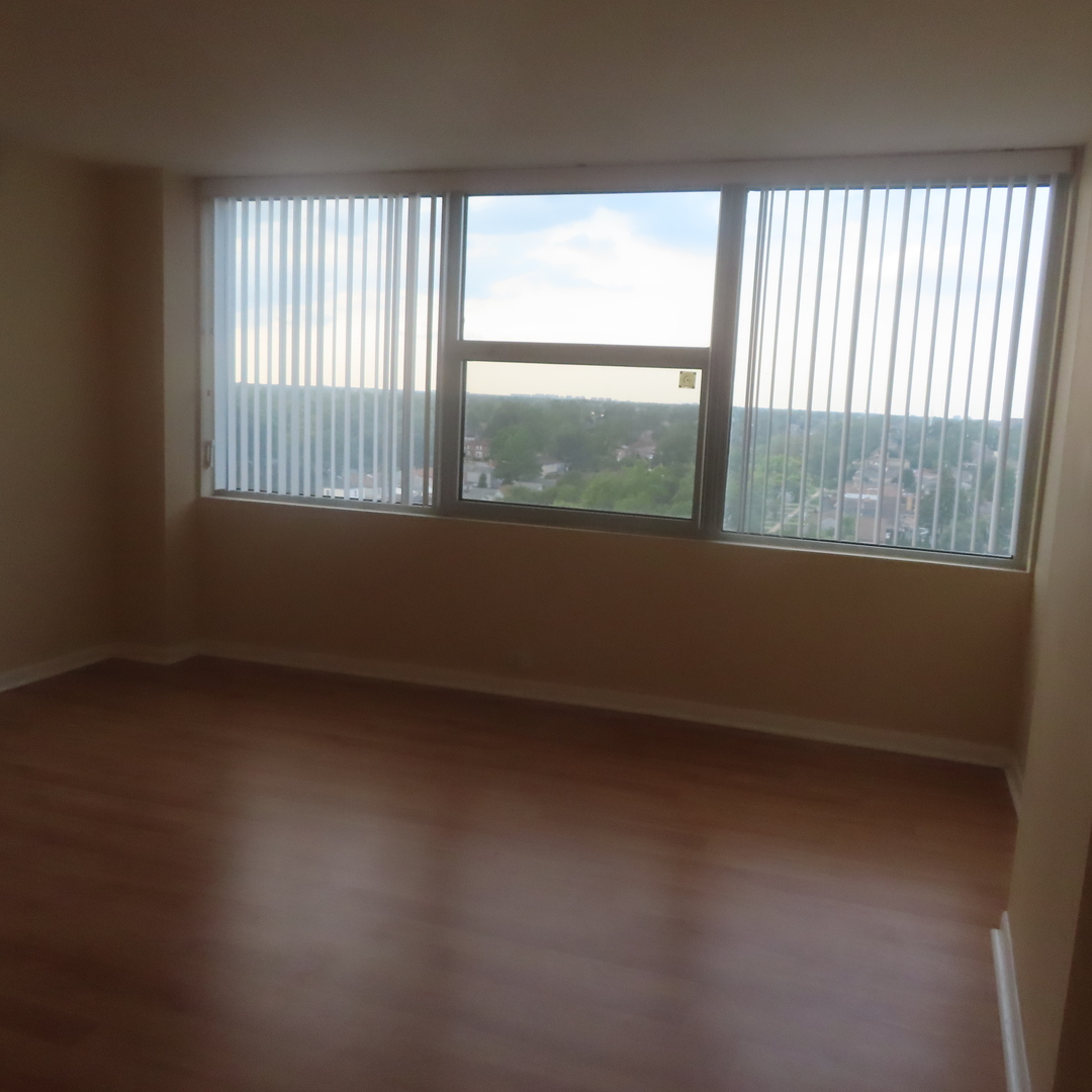 7234 W North Avenue #1008, Elmwood Park, IL 60707
