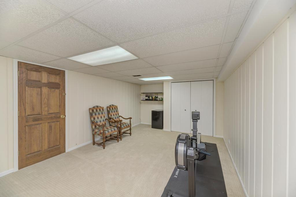 1010 W Haven Drive, Arlington Heights, IL 60005