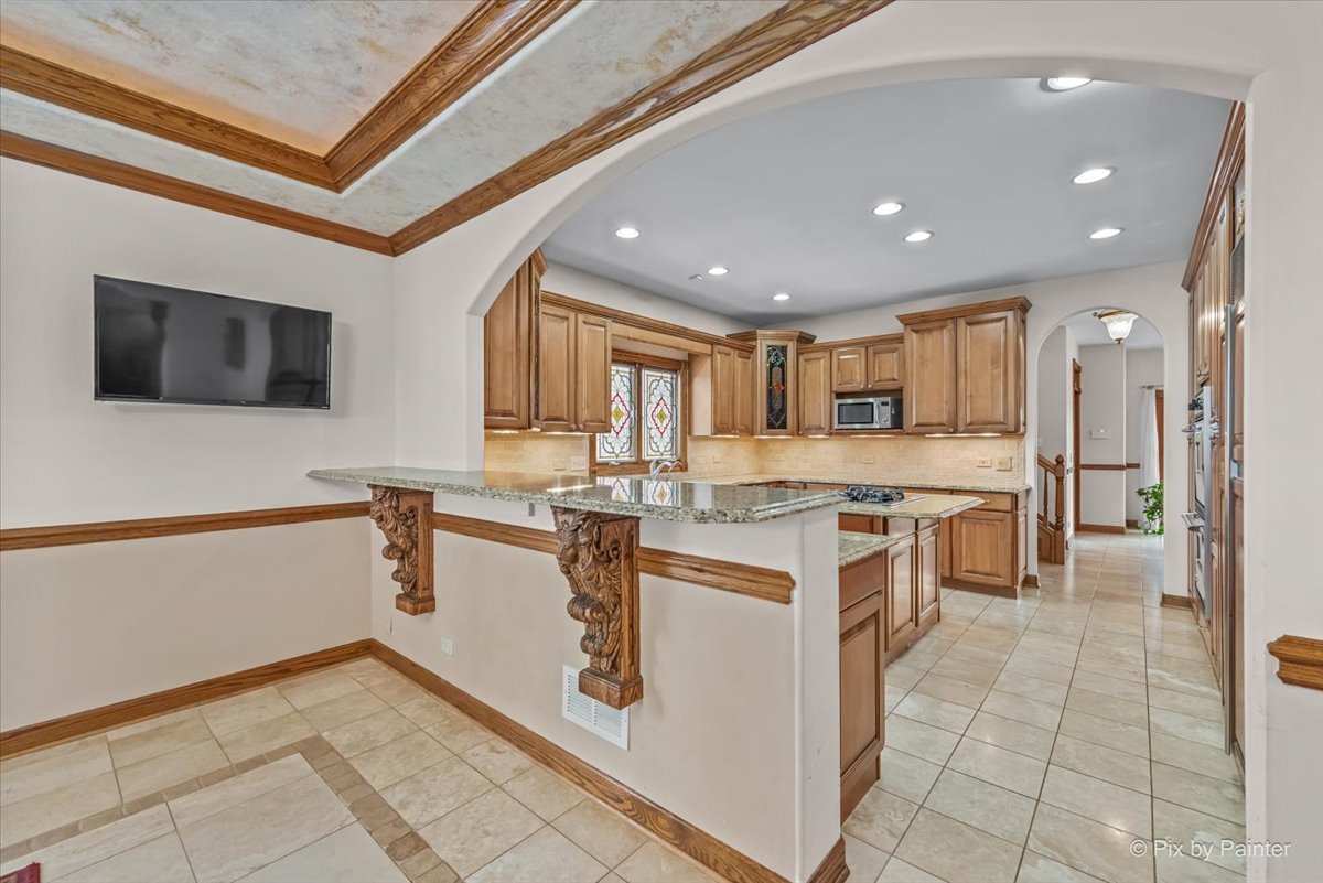 10018 Haegers Bend Road, Algonquin, IL 60102