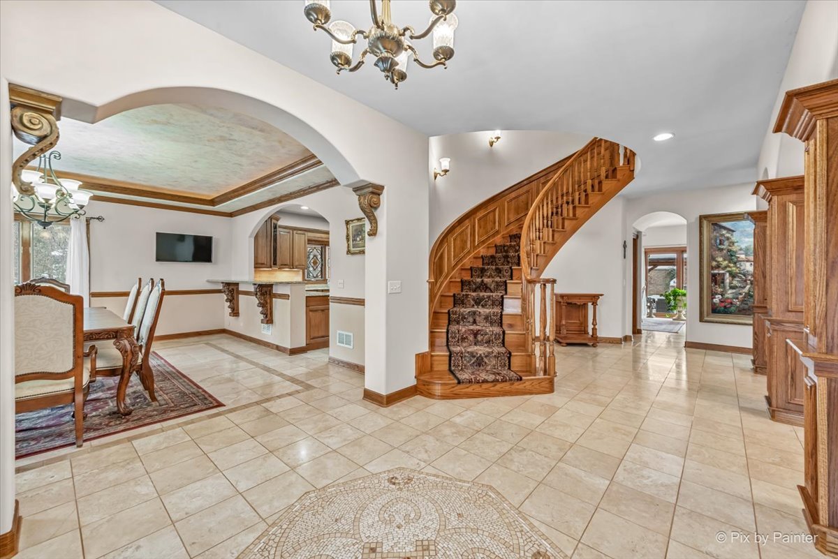 10018 Haegers Bend Road, Algonquin, IL 60102