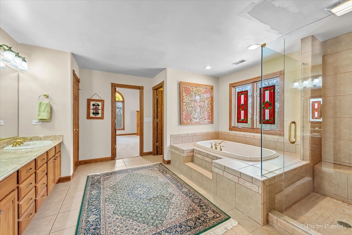 10018 Haegers Bend Road, Algonquin, IL 60102