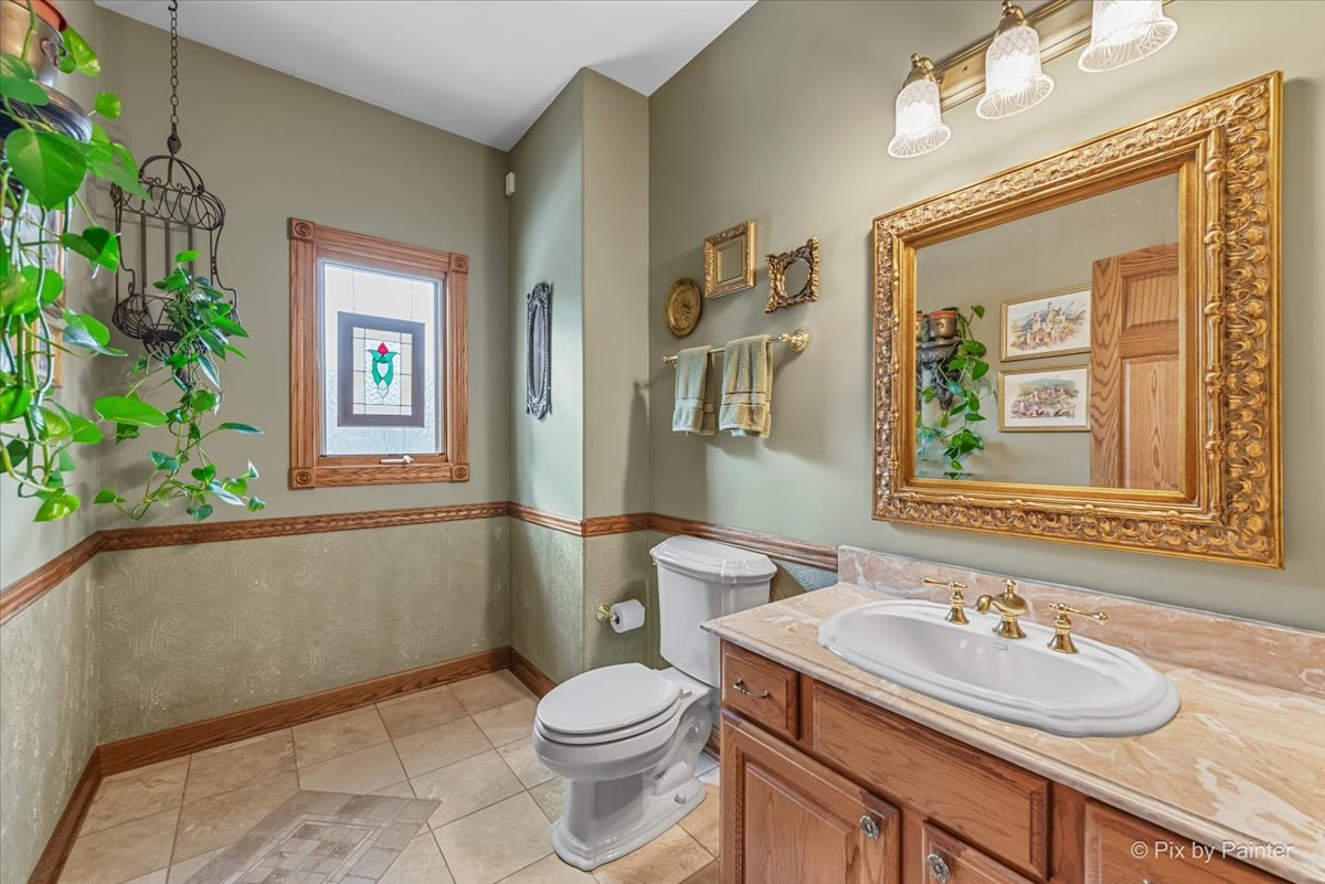 10018 Haegers Bend Road, Algonquin, IL 60102