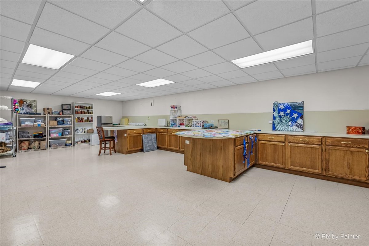 10018 Haegers Bend Road, Algonquin, IL 60102