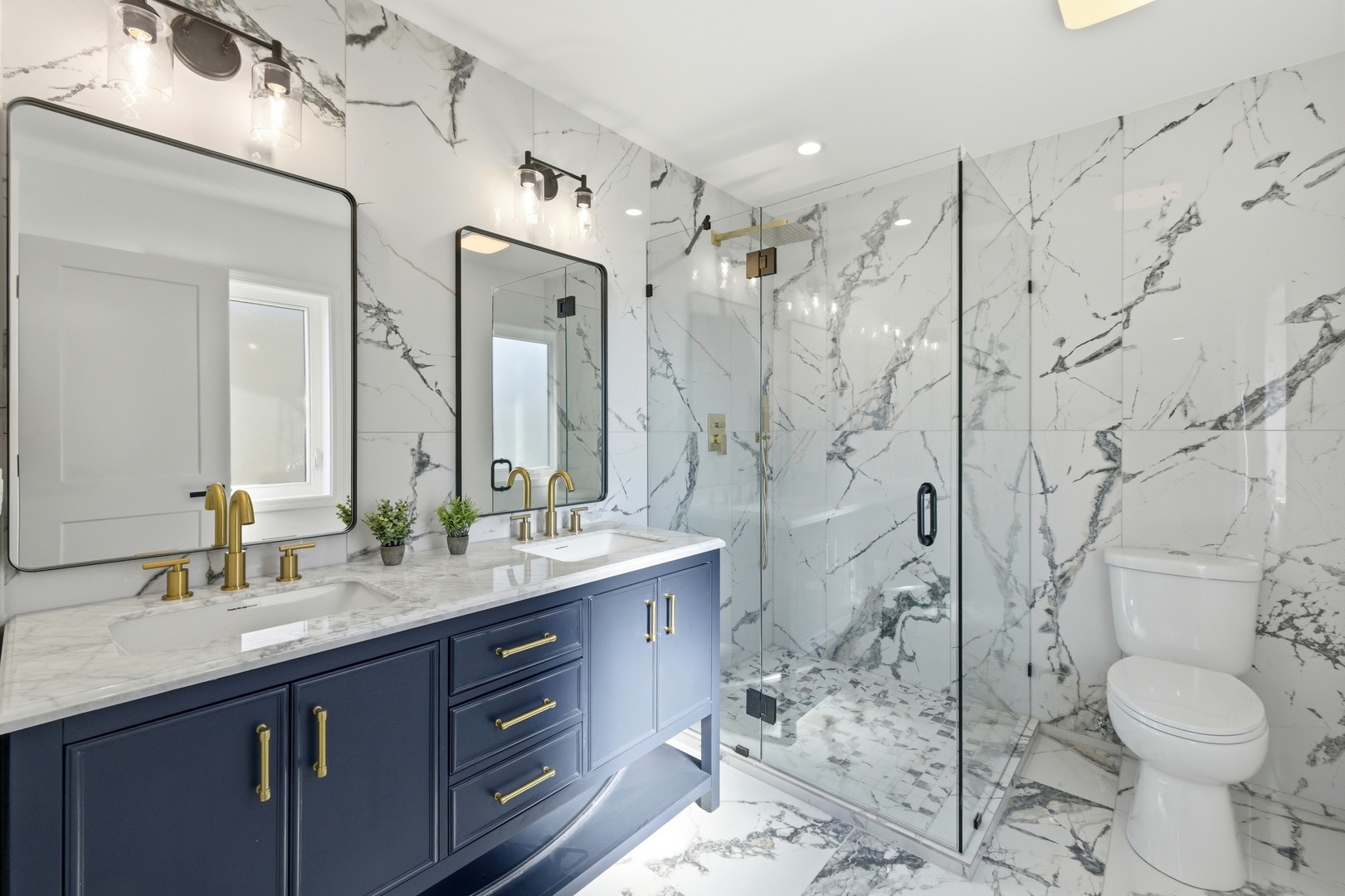 8332 S 77th Court, Bridgeview, IL 60455