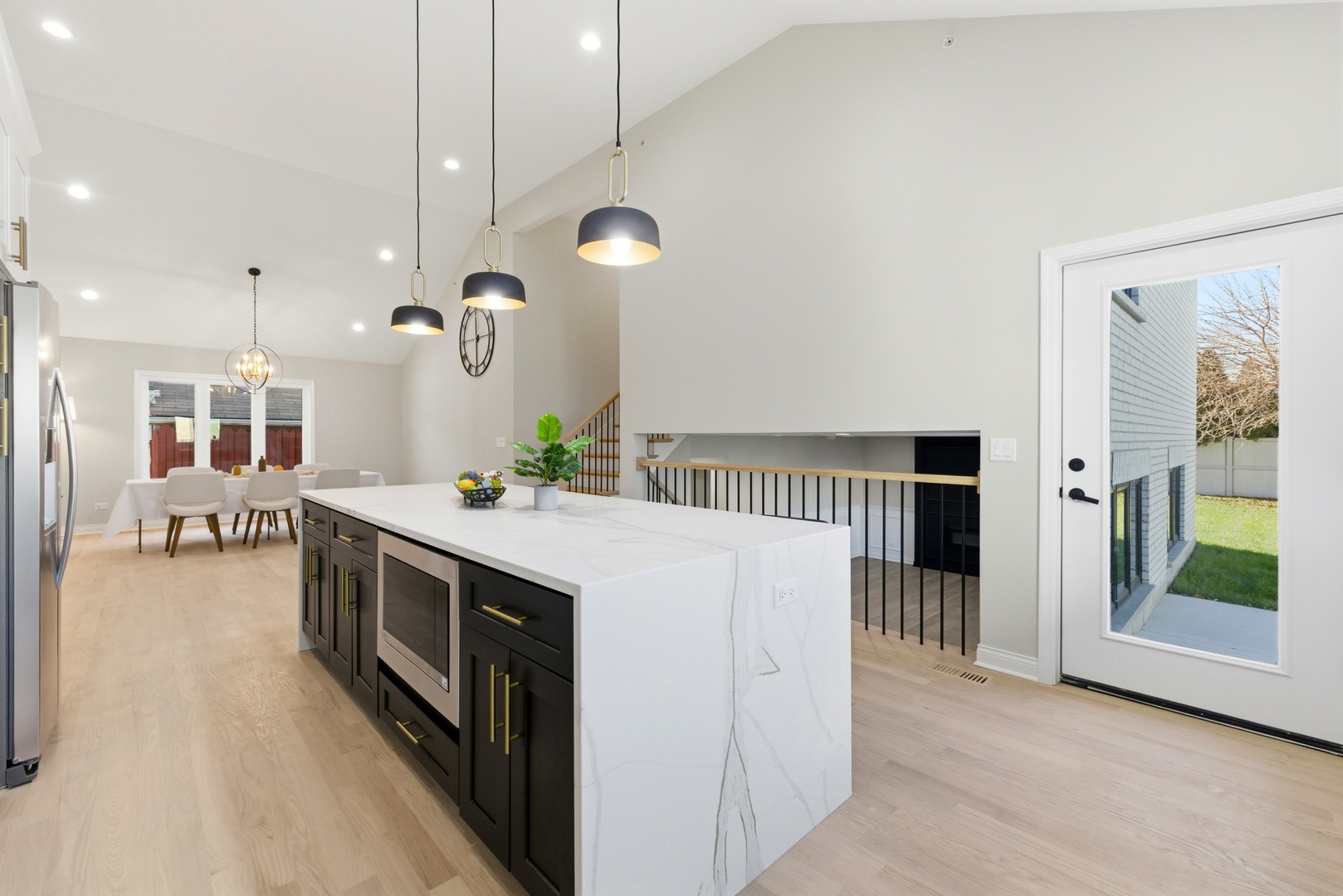 8332 S 77th Court, Bridgeview, IL 60455