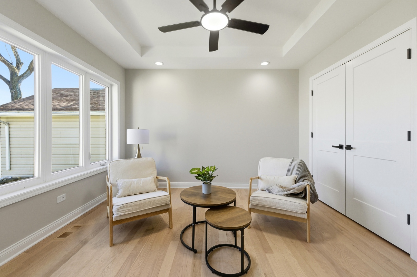 8332 S 77th Court, Bridgeview, IL 60455