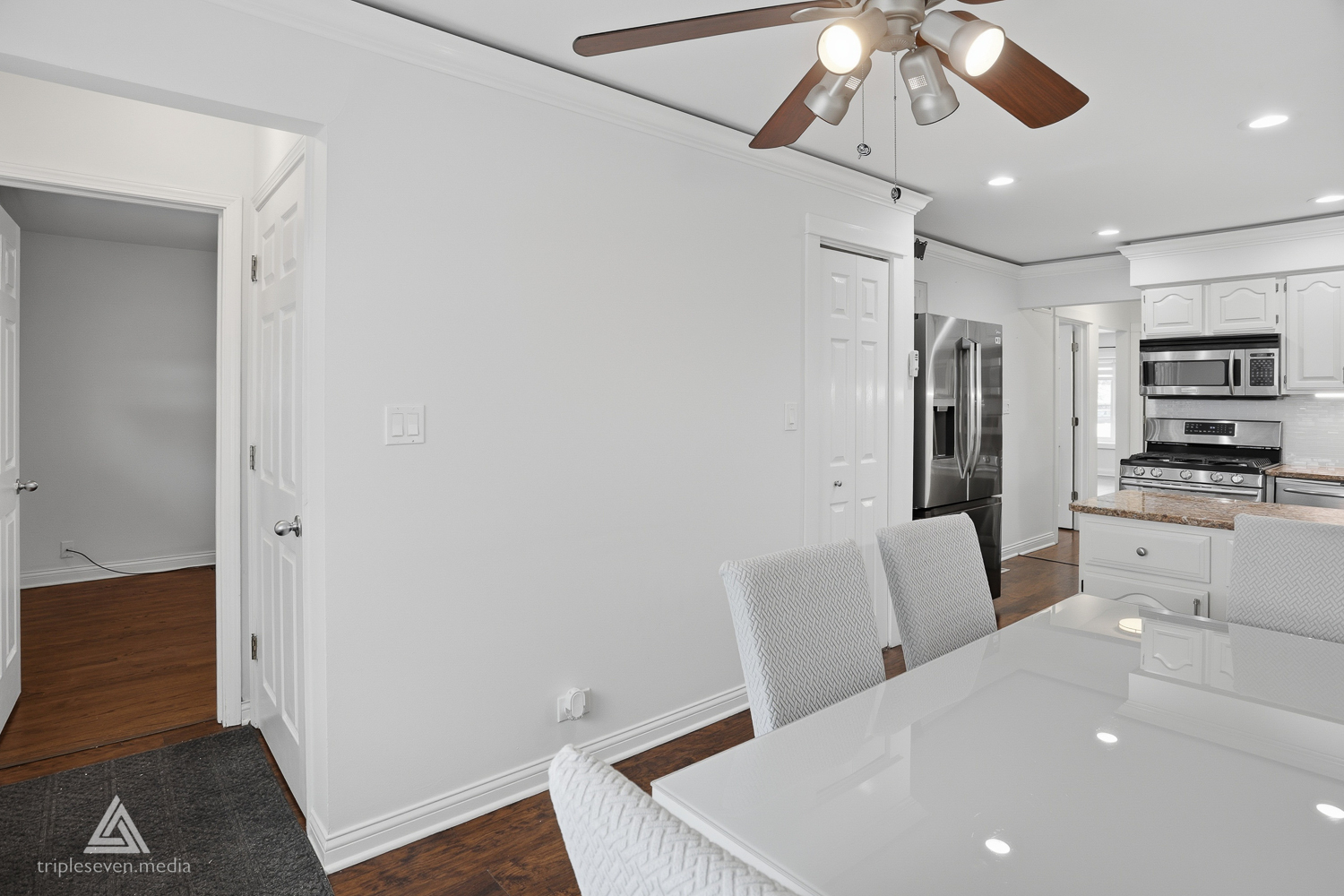 3644 Scott Street, Franklin Park, IL 60131