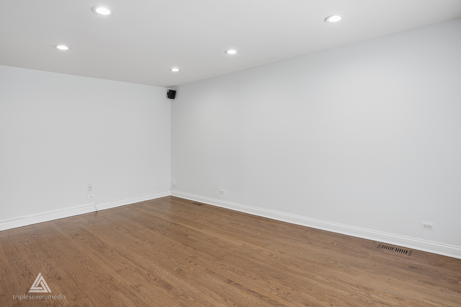 3644 Scott Street, Franklin Park, IL 60131