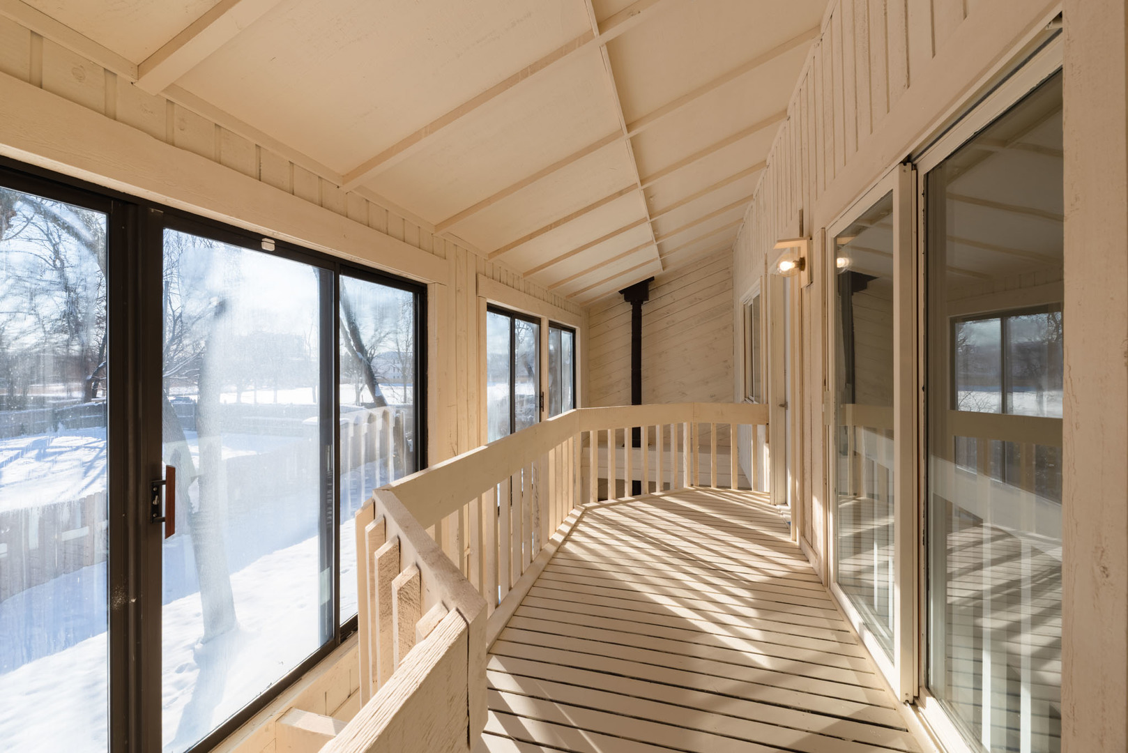 3437 Summerhill Drive, Woodridge, IL 60517