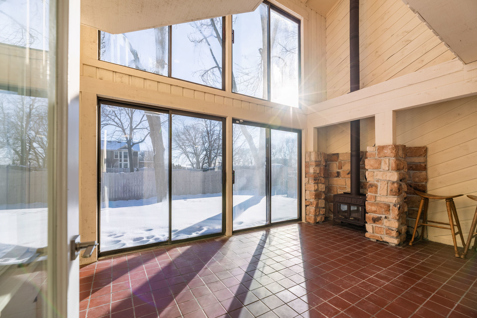 3437 Summerhill Drive, Woodridge, IL 60517