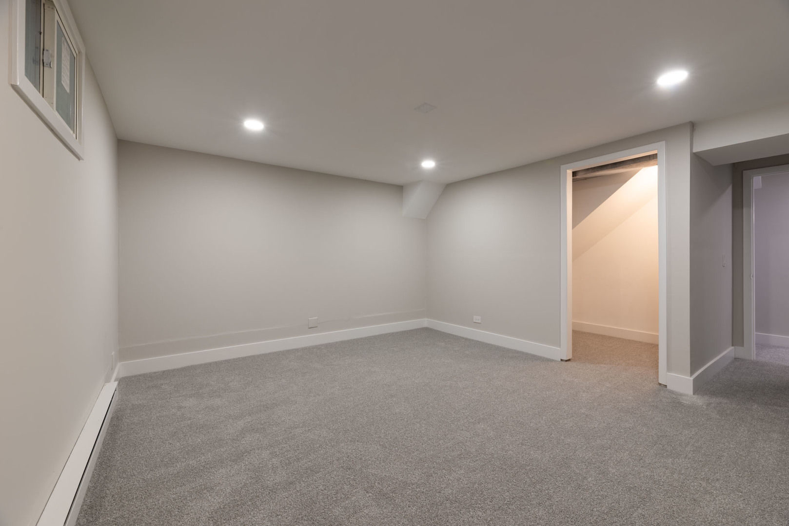 3437 Summerhill Drive, Woodridge, IL 60517