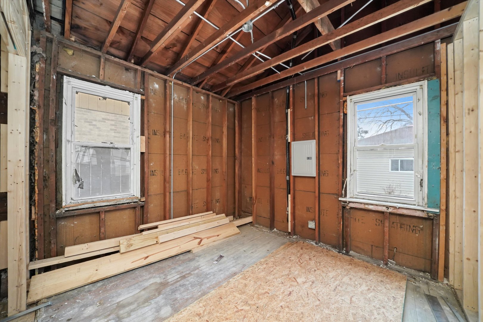 9552 S California Avenue, Evergreen Park, IL 60805