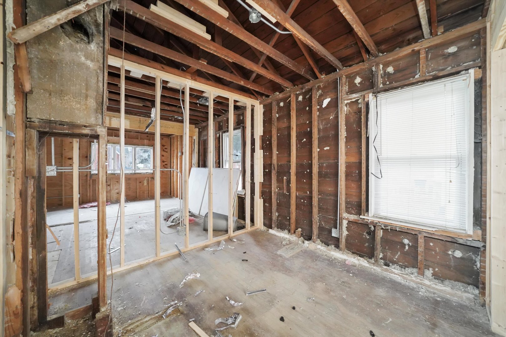 9552 S California Avenue, Evergreen Park, IL 60805