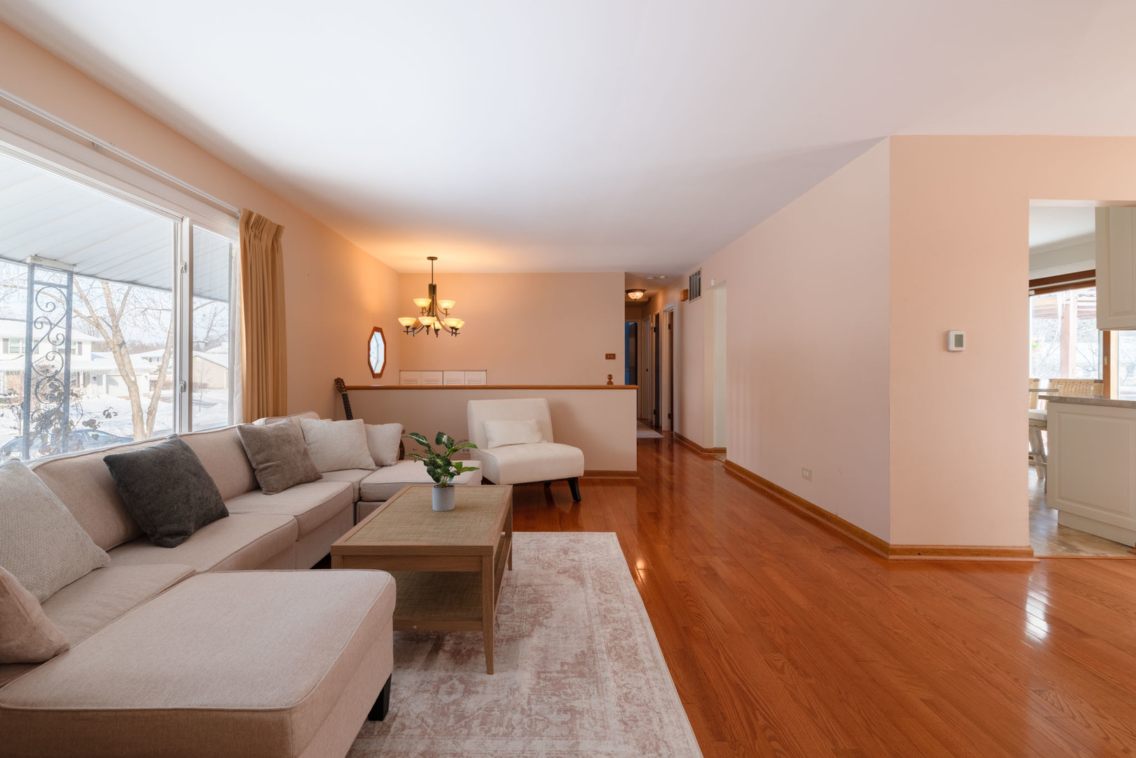 795 Plymouth Road, Hoffman Estates, IL 60192