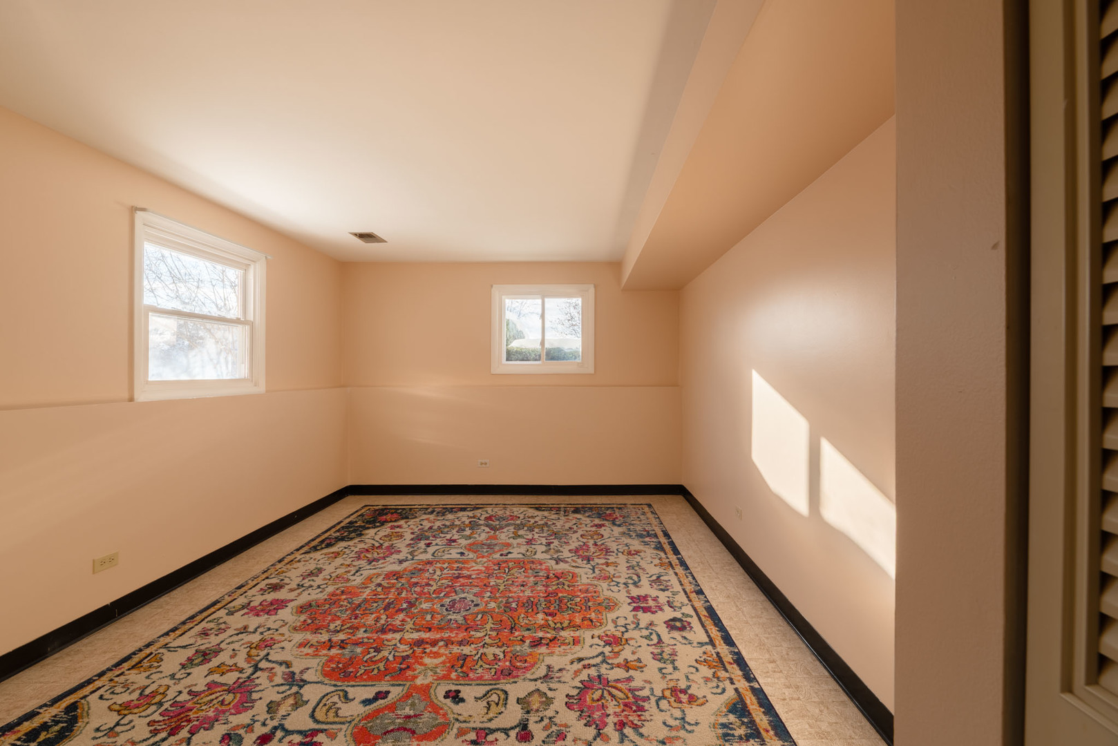 795 Plymouth Road, Hoffman Estates, IL 60192