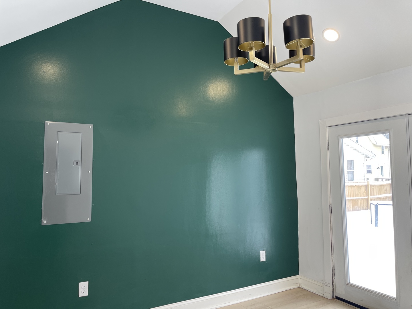 607 W Olive Street, Bloomington, IL 61701